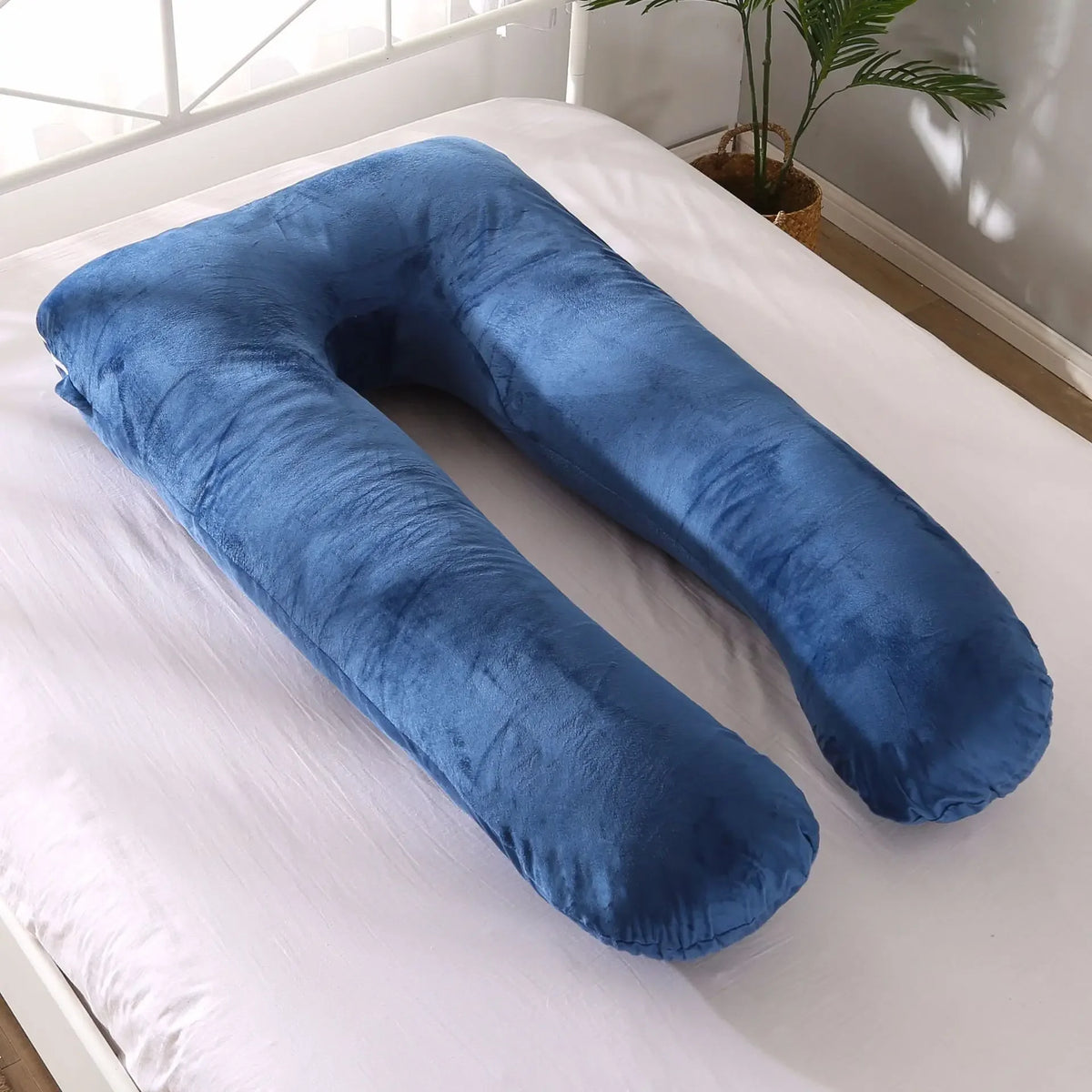 U-Shape Pregnancy Pillow - Enhanced Comfort for Expecting Mothers, Nursing Support, and Breastfeeding Cushion
