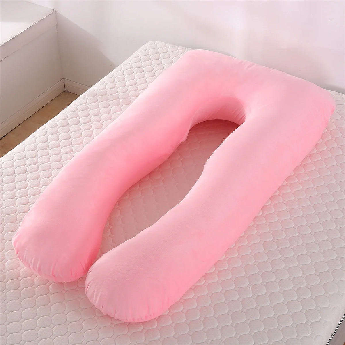U-Shape Pregnancy Pillow - Enhanced Comfort for Expecting Mothers, Nursing Support, and Breastfeeding Cushion